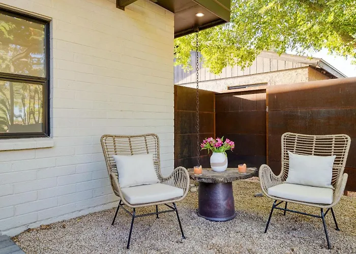 Sundrenched By Avantstay Holiday home Scottsdale